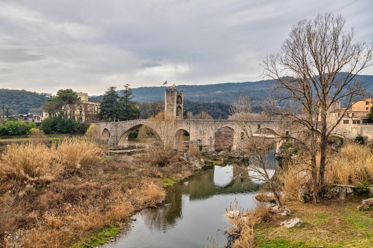 Hotel Els Jardins De La Martana Besalú Exterior foto