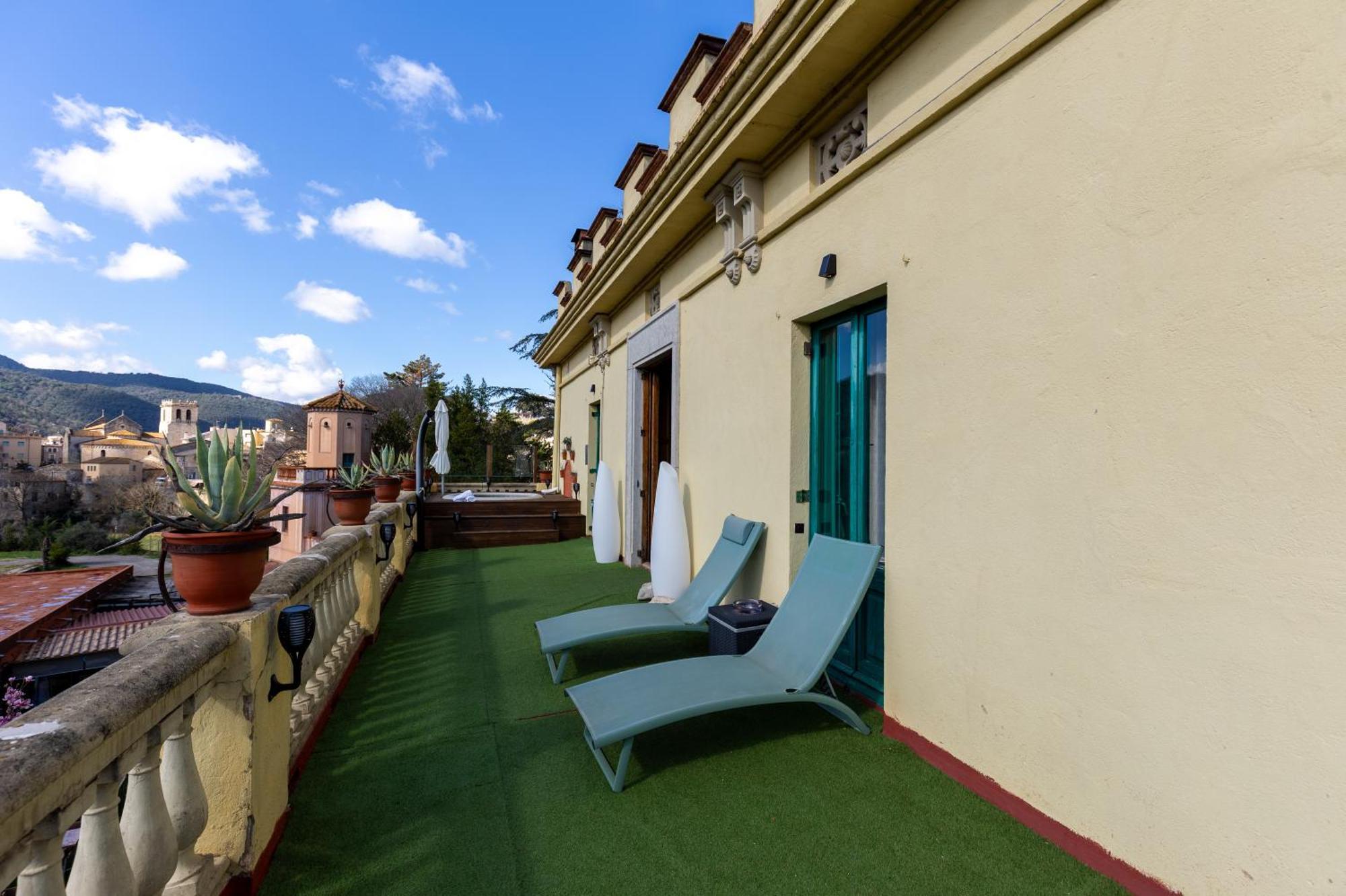 Hotel Els Jardins De La Martana Besalú Exterior foto