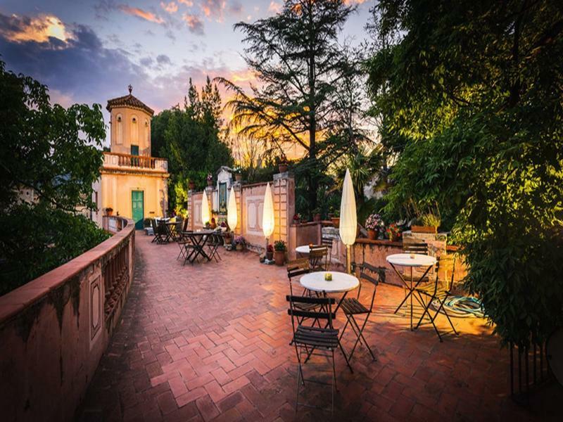 Hotel Els Jardins De La Martana Besalú Exterior foto
