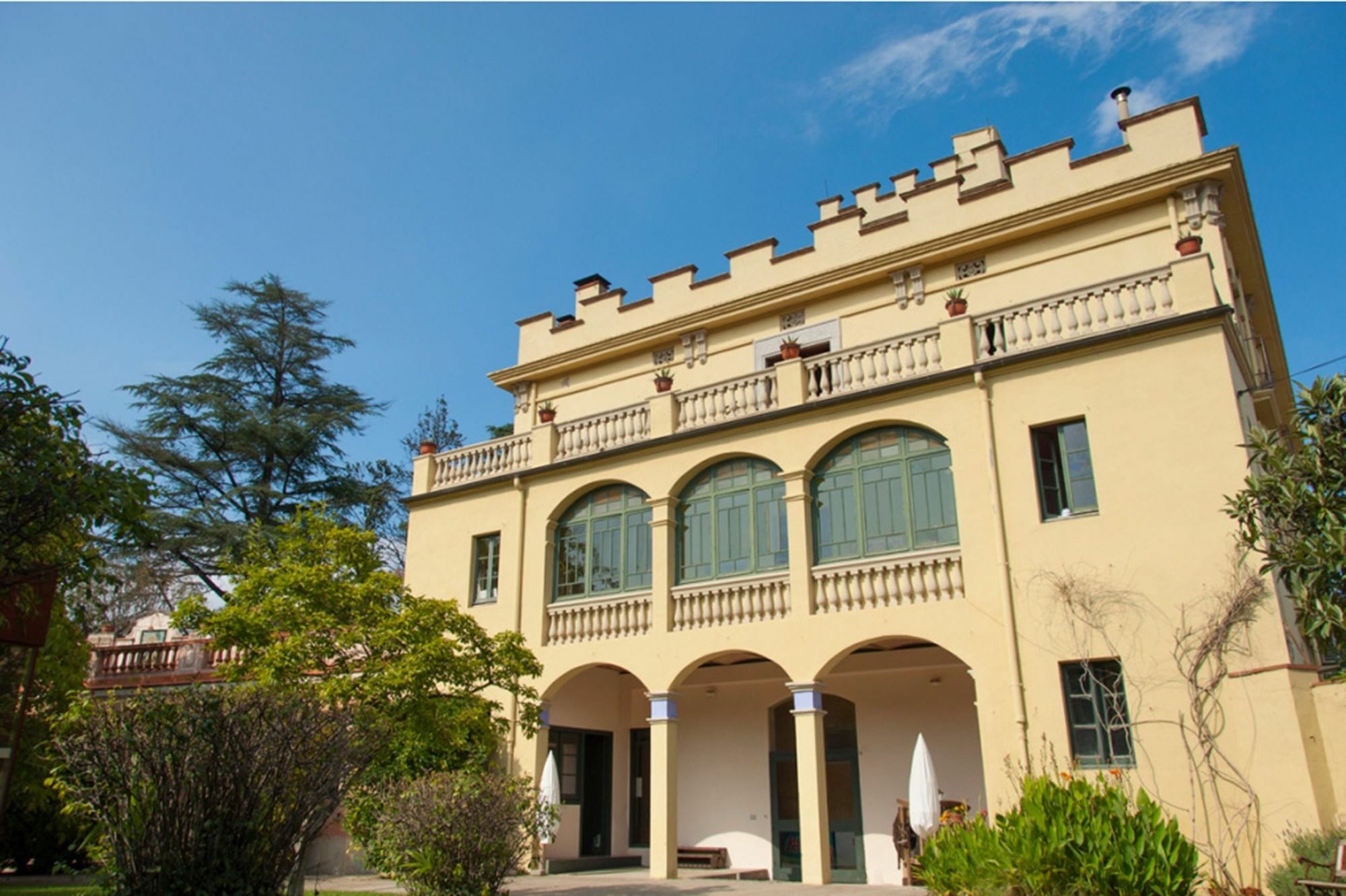 Hotel Els Jardins De La Martana Besalú Exterior foto